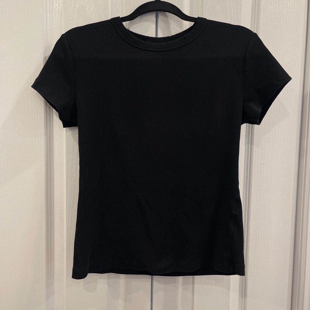 H&M Black Fitted Short Sleeve T-Shirt